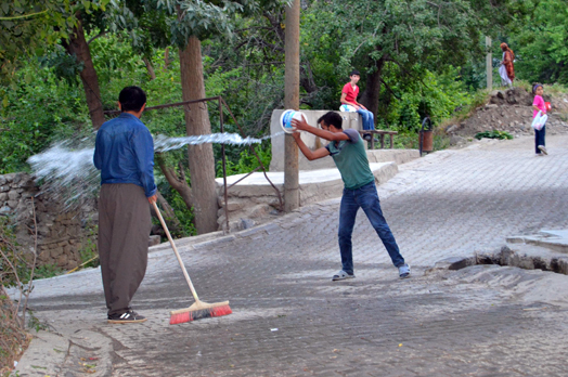 Как устроены коммуны Курдистана